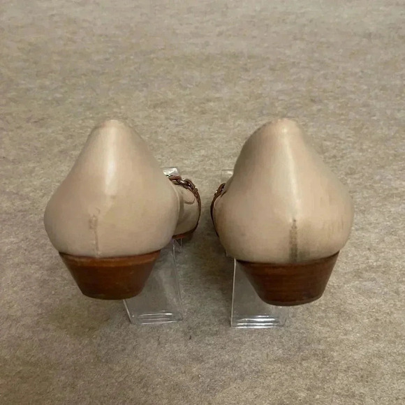 AGL Attilio Giusti Leombruni Italy Leather Camel
Black Cap Toe Pumps size EU 36 - Picture 4 of 13